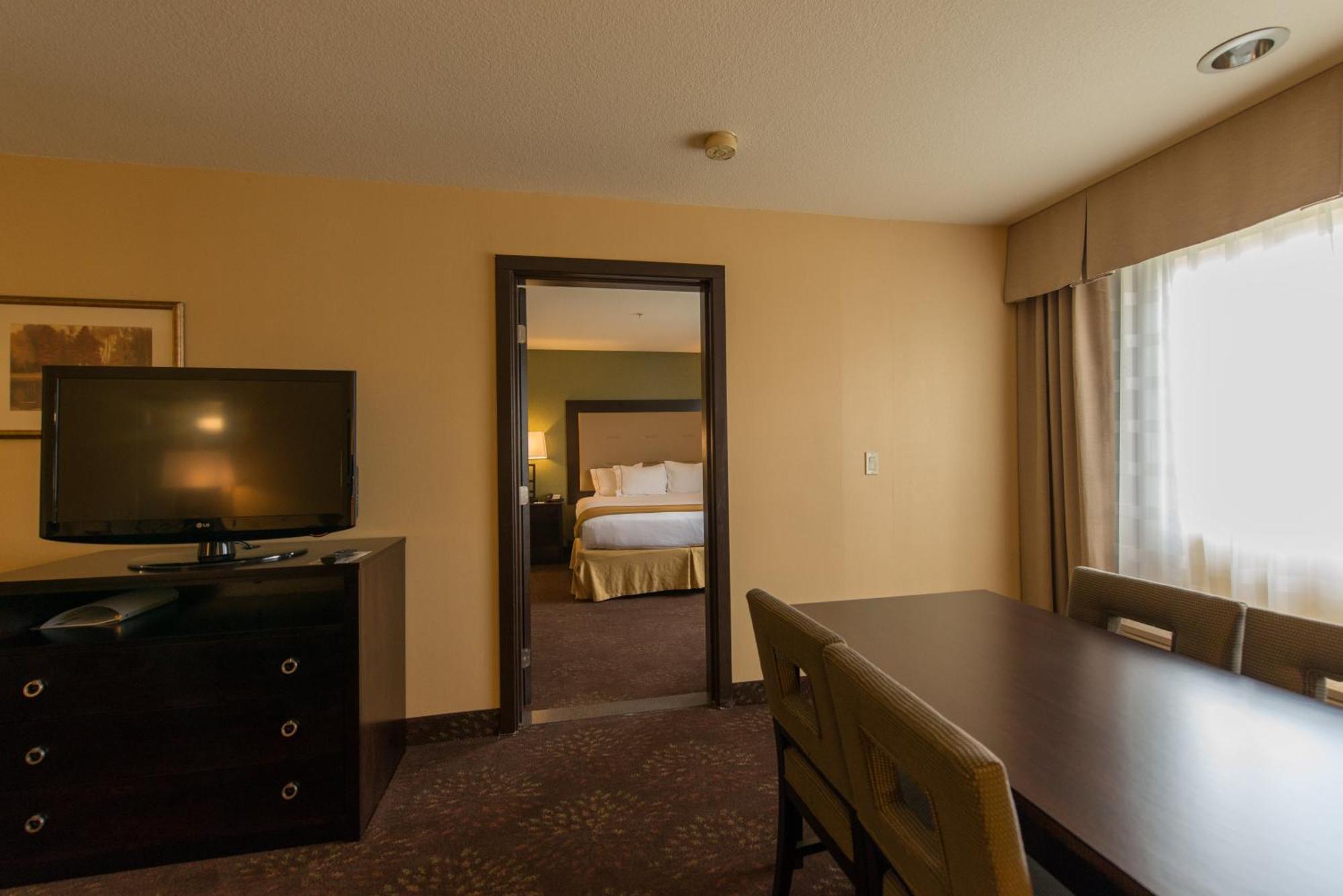Holiday Inn Express Portland East - Columbia Gorge By Ihg Troutdale Exterior photo